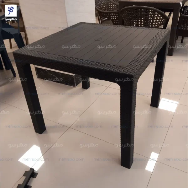 میز 323 ناصرپلاستیک مربع حصیری (پلاستیکی)