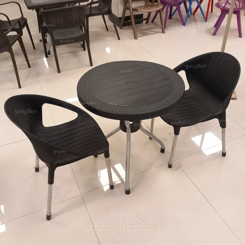 ست 2 نفره میز و صندلی پلاستیکی حصیری دبش 996