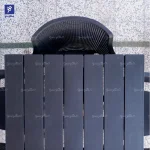 صندلی پلیمری تیارا با میز طرح چوب