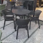 میز و صندلی پلاستیکی چهارنفره غذاخوری