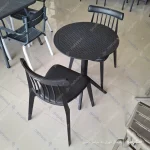 میز و صندلی مشکی کویین اسکای با پایه های محکم